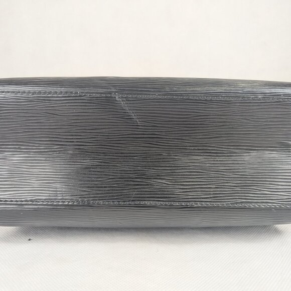 LOUIS VUITTON Paris Montaigne Epi Pont Neuf Leather Black Clutch Charm BAG - Picture 7 of 16